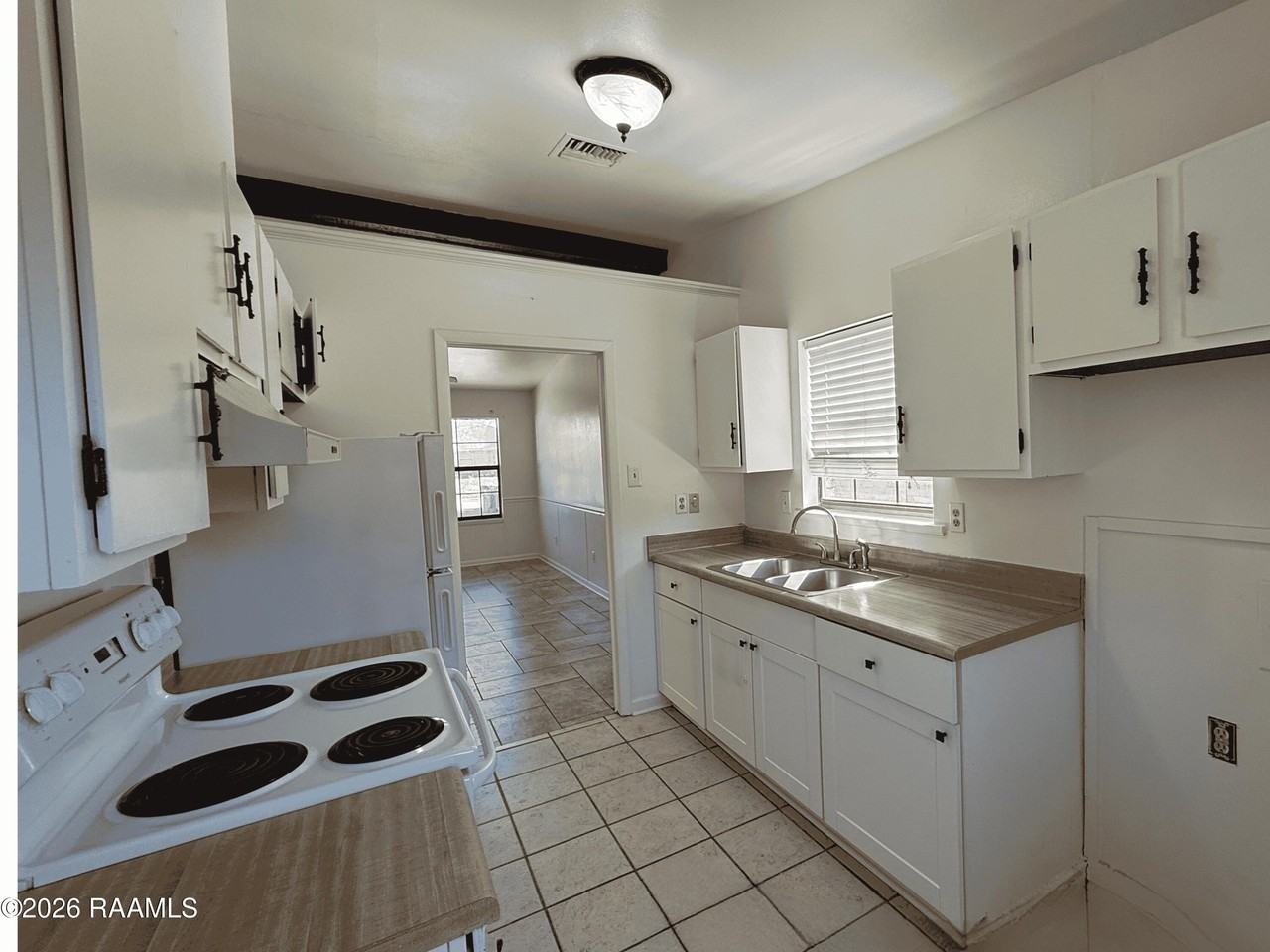 107 Black Cir - Photo 3 of 5