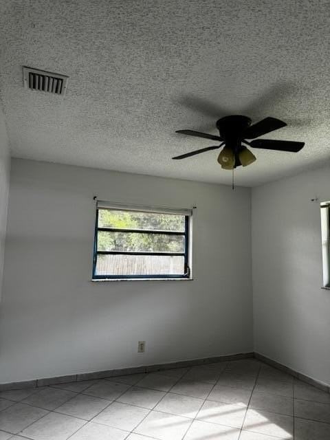 1871 Forest Ave #WEST - Photo 7 of 10
