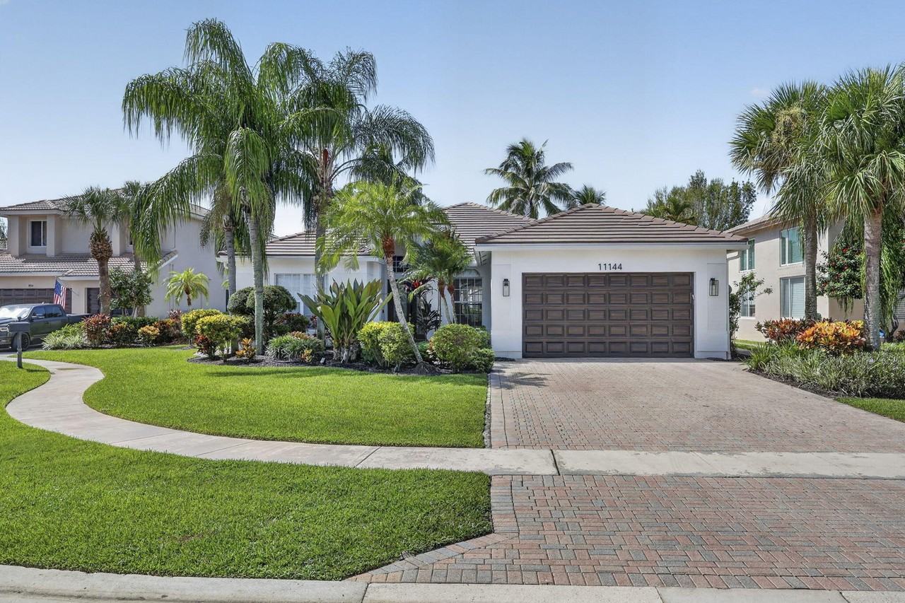 11144 Marina Bay Rd - Photo 2 of 50