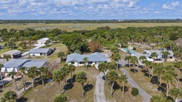 featured image of 4003 S Indian River Dr