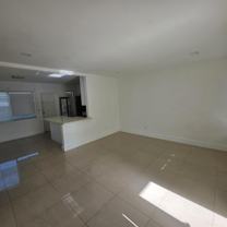 181 Ne 168th St #2 - Photo 1 of 1