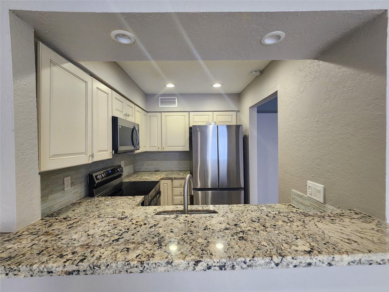 501 Se 8th St #210 - Photo 5 of 16