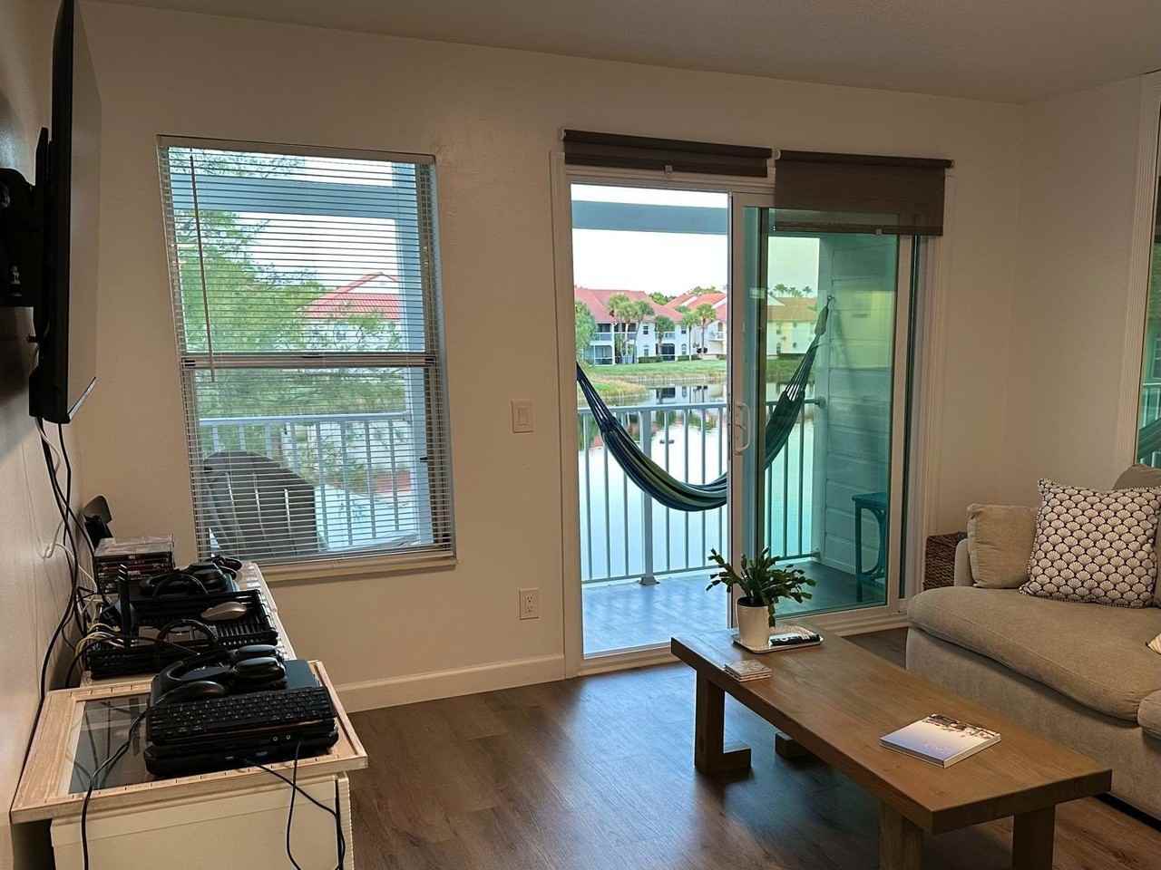 253 Cypress Point Dr - Photo 3 of 13