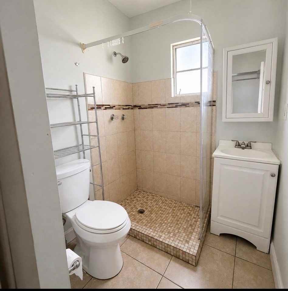 1735 Jackson St #REAR - Photo 6 of 7
