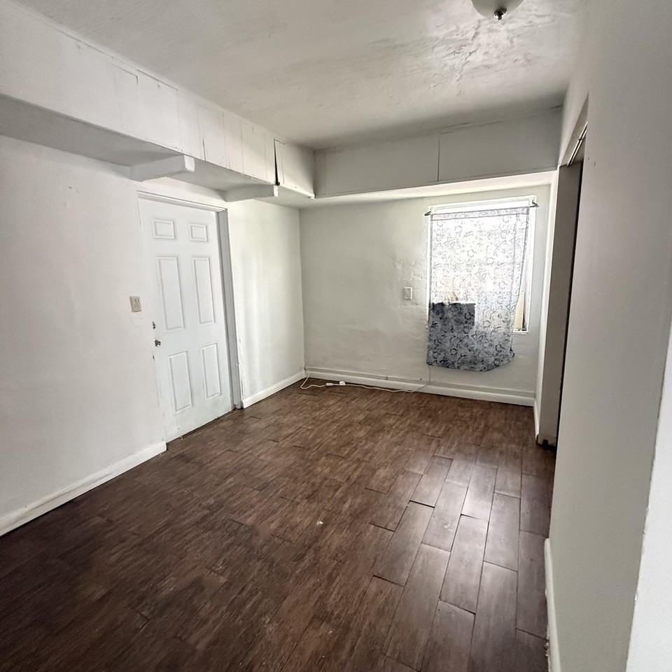 1735 Jackson St #REAR - Photo 7 of 7