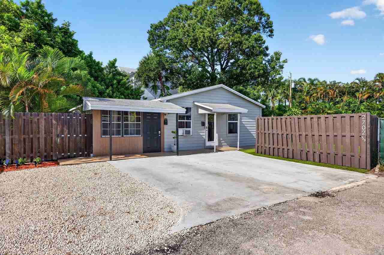 2702 Ne 9th Ave #1-2