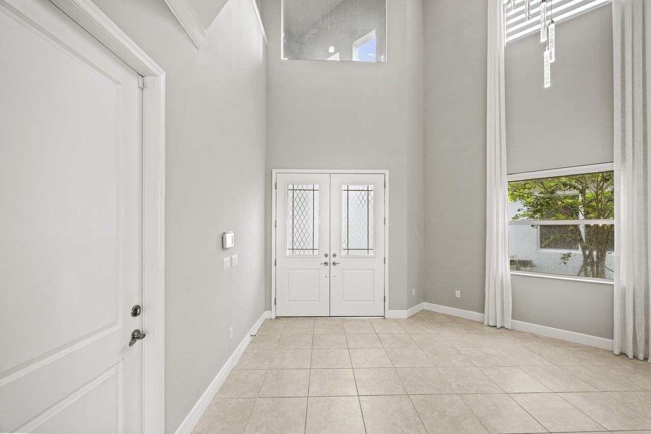 16007 Whippoorwill Cir - Photo 6 of 50