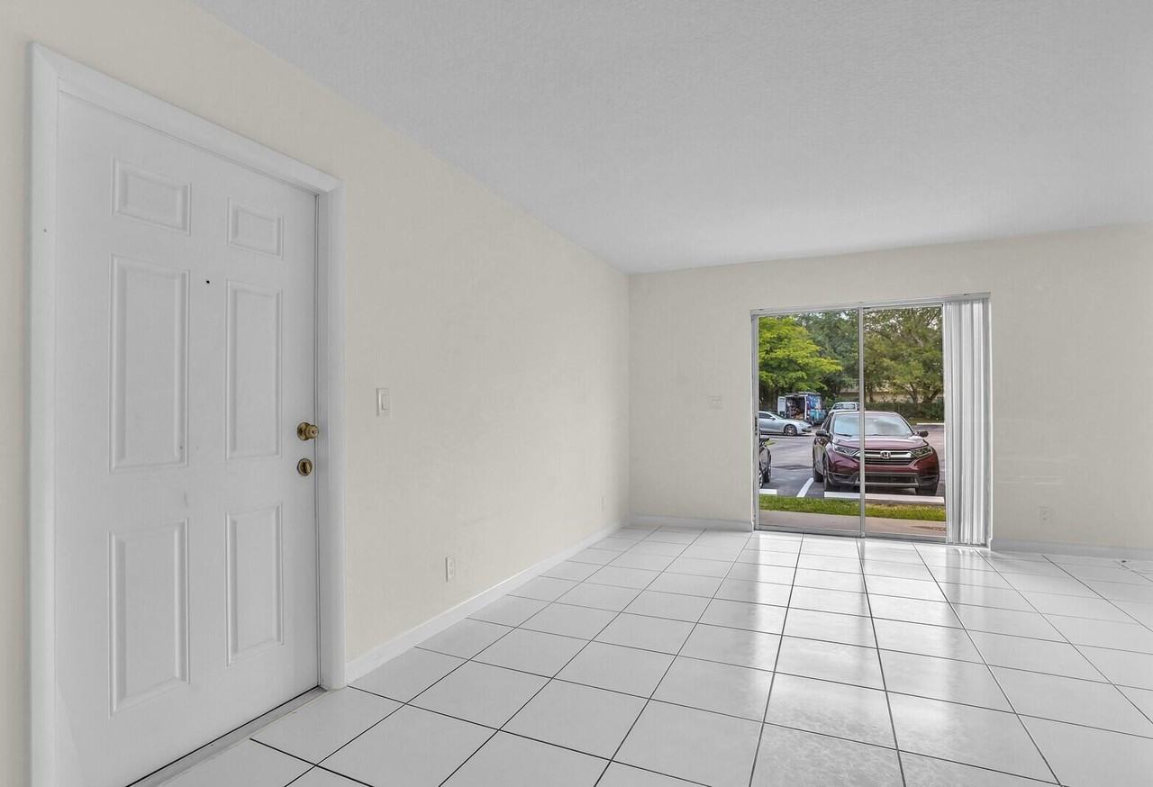 1854 Abbey Rd #101 - Photo 2 of 19