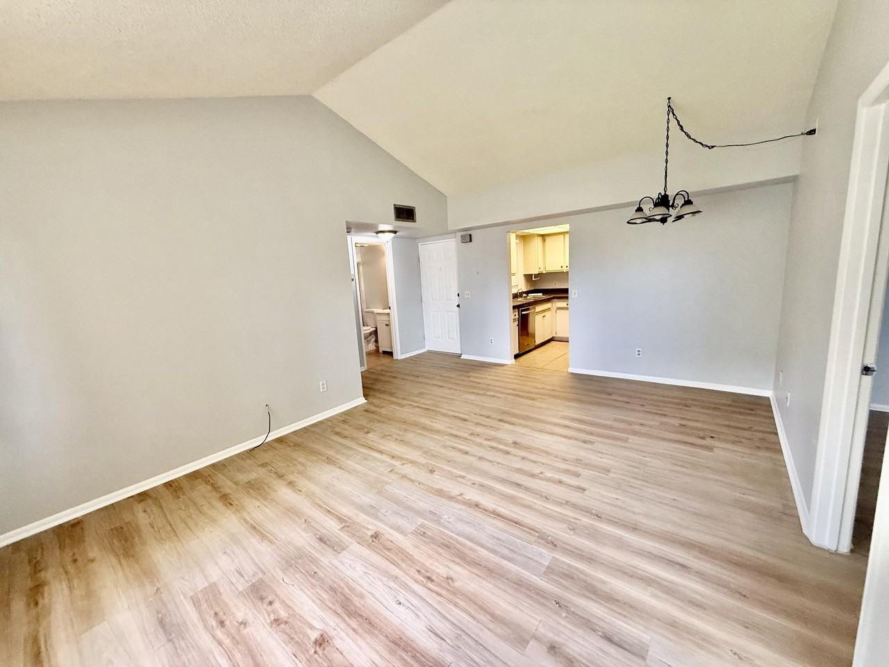 1673 Se Green Acres Cir - Photo 5 of 18