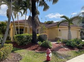 featured image of 4293 Laurel Ridge Cir #4293