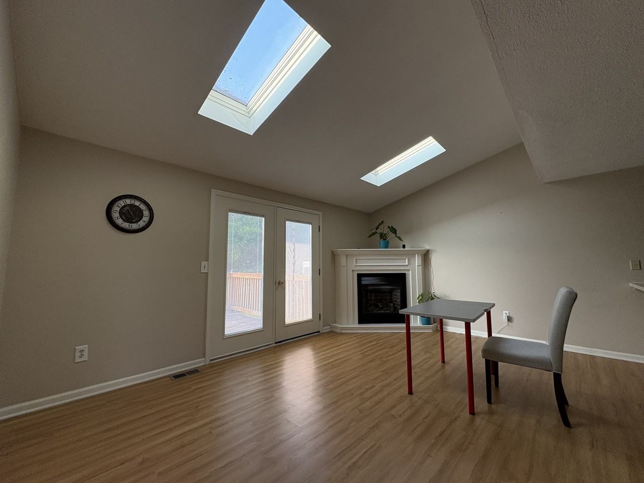 8286 Trevi Lane - Photo 4 of 11