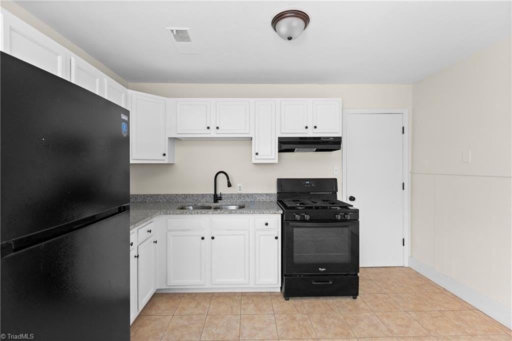 1317 Pleasant St - Photo 5 of 15