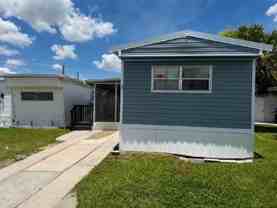 2850 New Tampa Hwy #65 - Photo 1 of 1