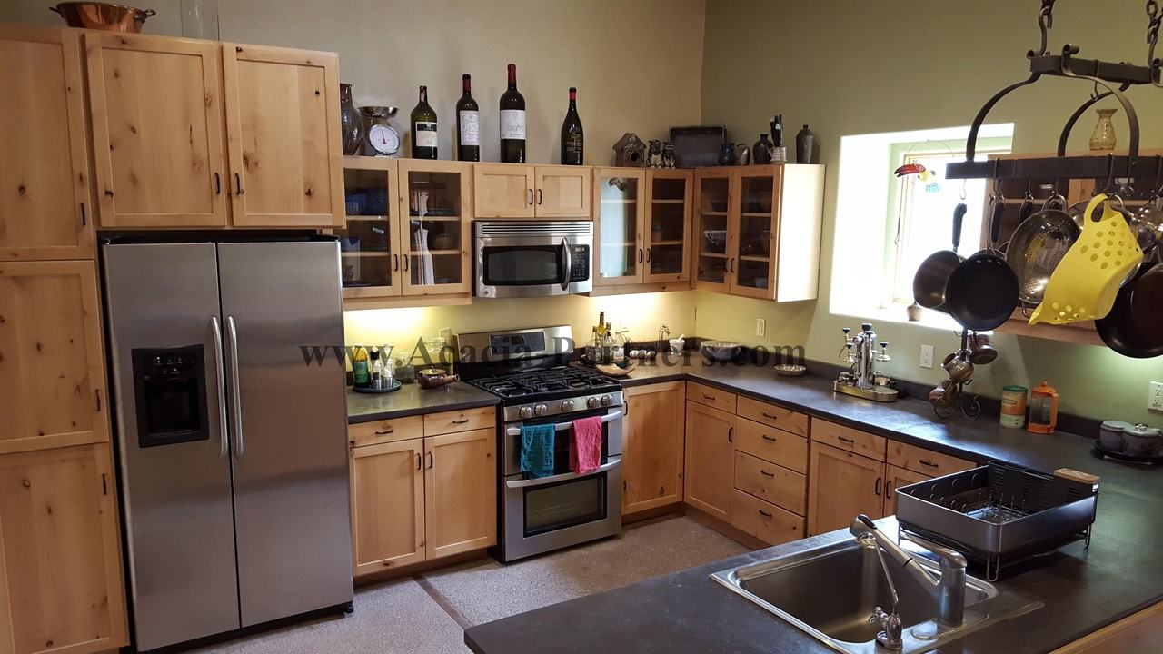 3996 W Ironwood Hill Dr