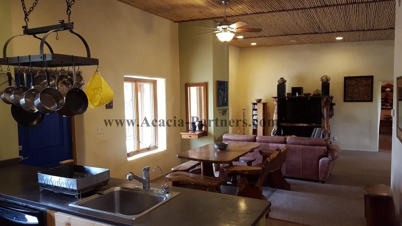 3996 W Ironwood Hill Dr - Photo 2 of 18