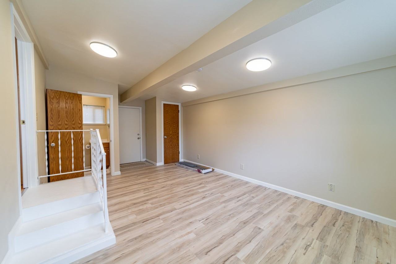 1732 L St - Photo 6 of 26