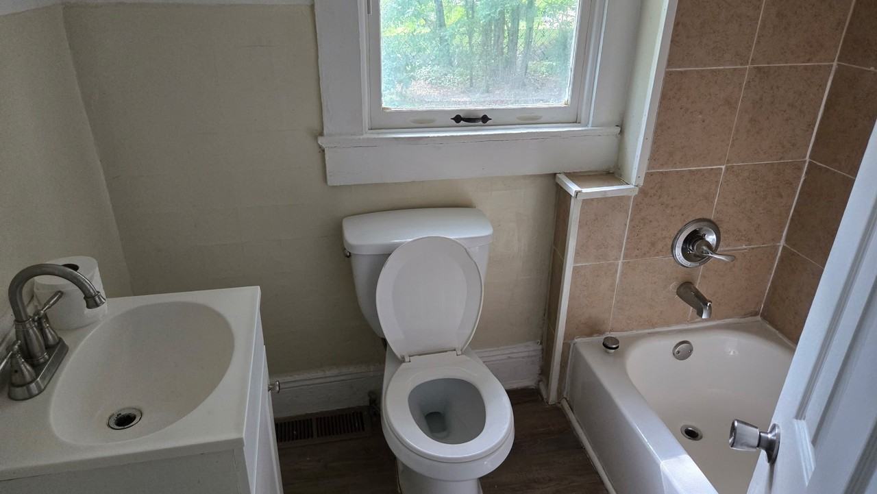 410 Hickory Chapel Road - Photo 2 of 9