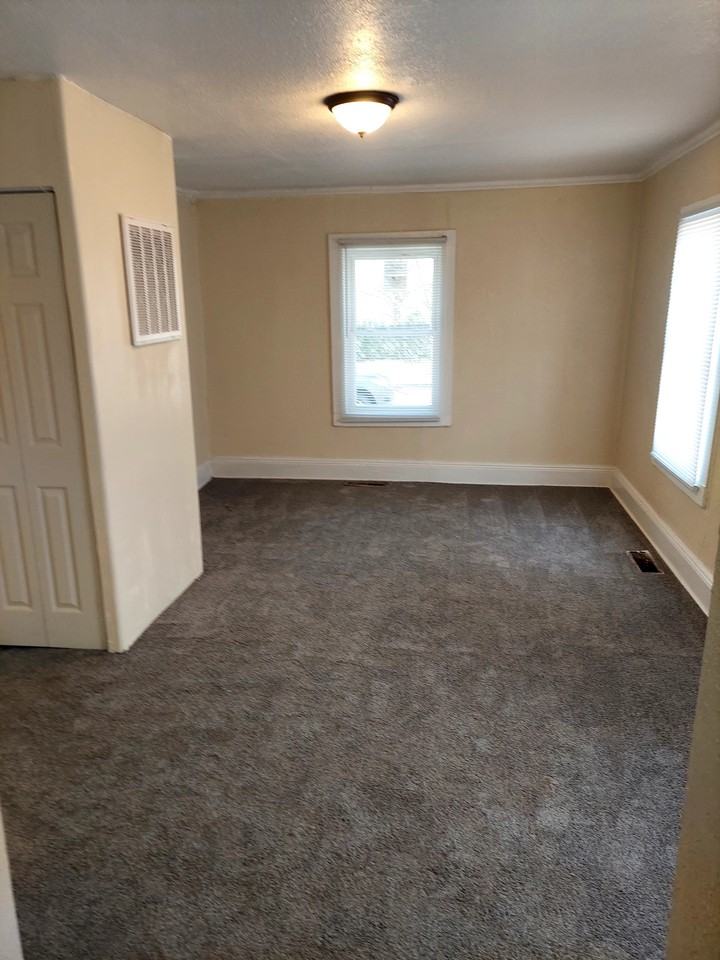 410 Hickory Chapel Road - Photo 3 of 9