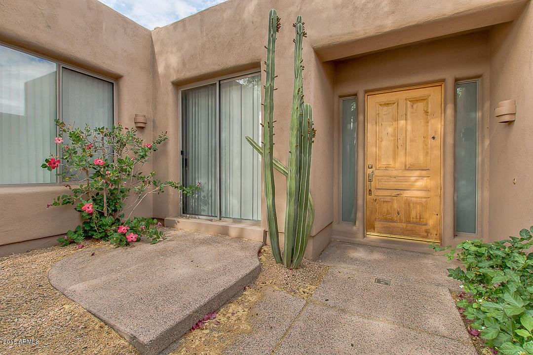 12343 N 136th St - Photo 2 of 22