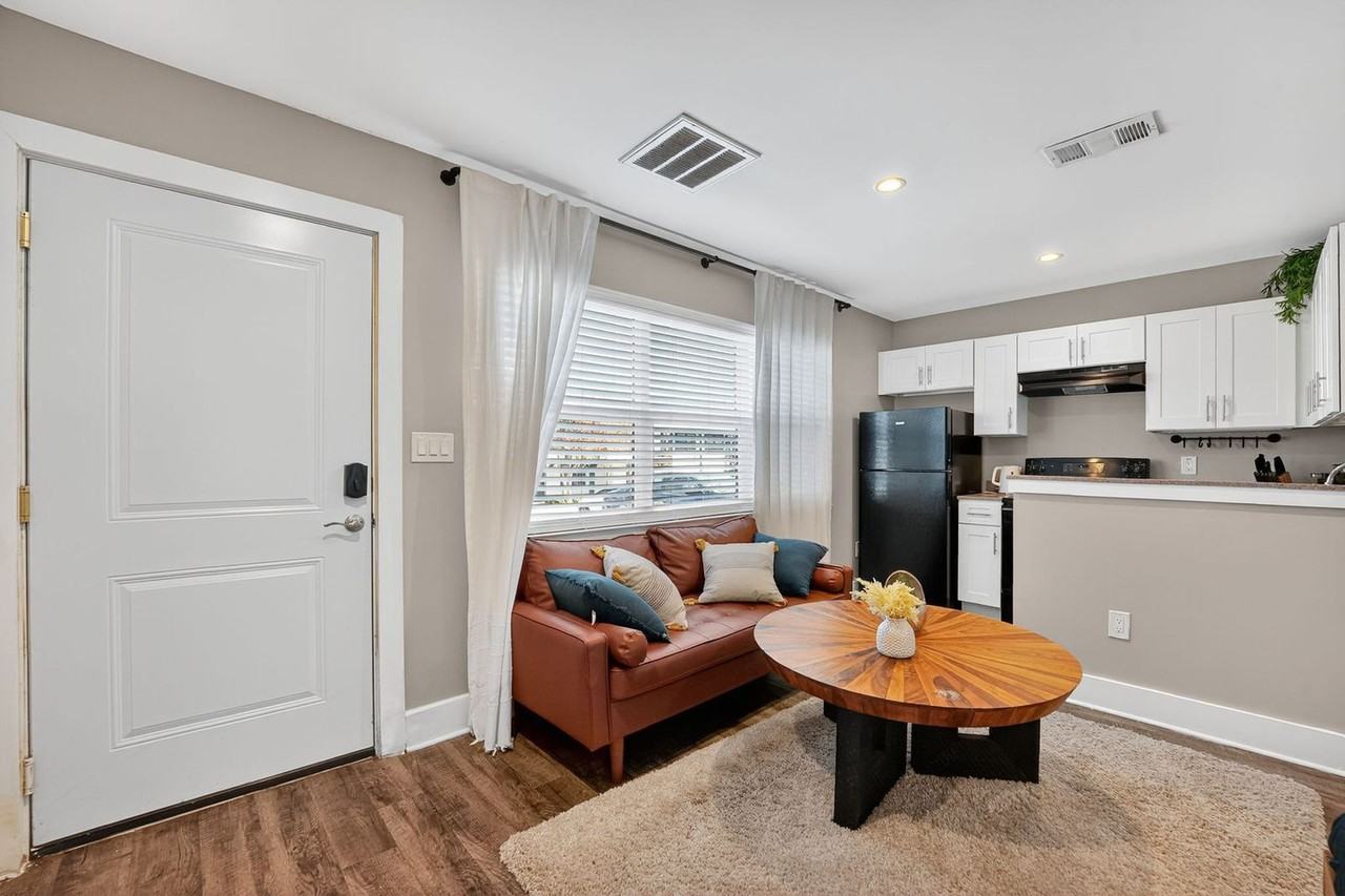 8902 Park Ln #1613171P - Photo 3 of 13