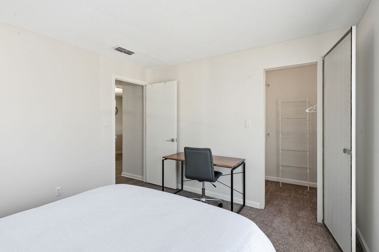2103 Deercross Dr #1613175P - Photo 4 of 20