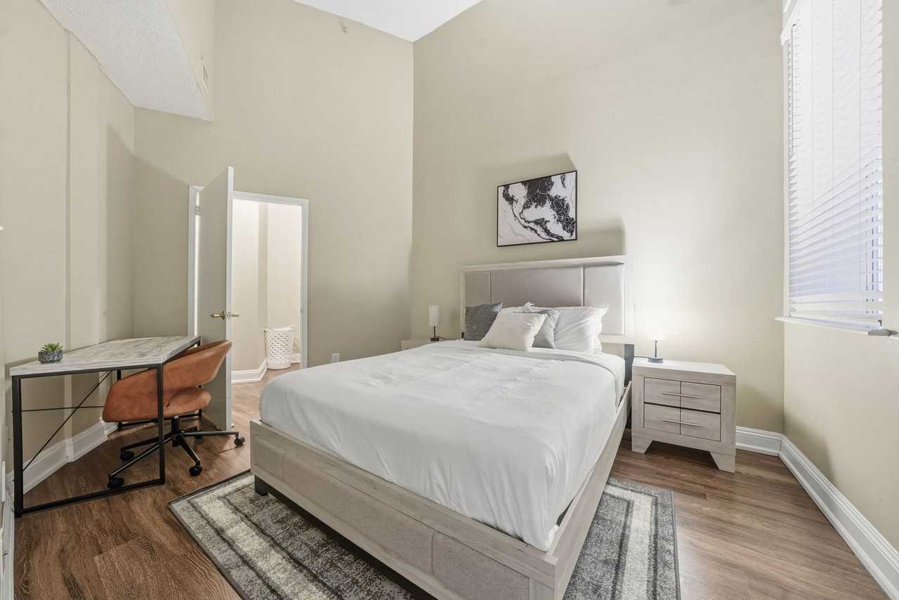 142 Temple St #1613272P - Photo 7 of 19