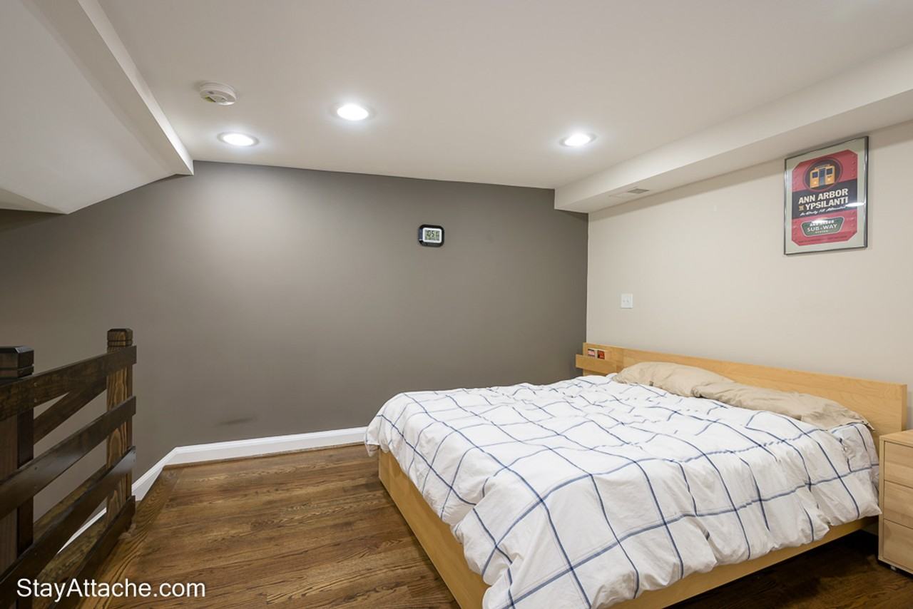 717 F St Ne #1610328P - Photo 3 of 18