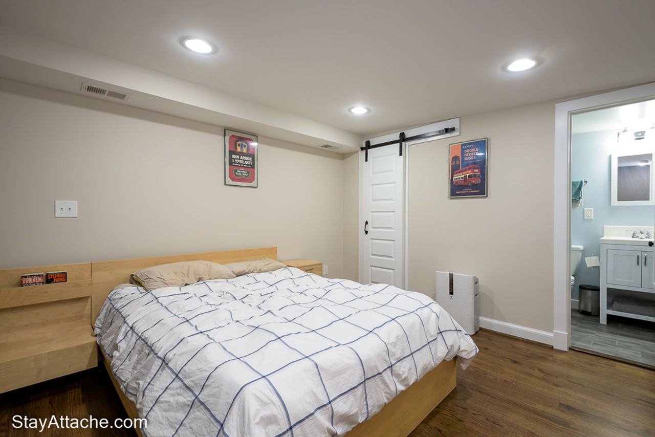 717 F St Ne #1610328P - Photo 2 of 18