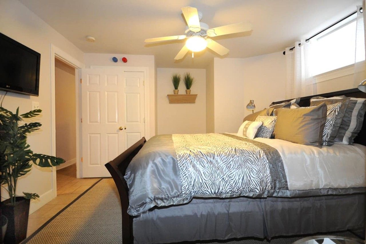 724 E Capitol St Ne #1610323P - Photo 6 of 10