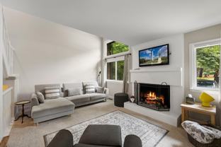 2210 Glencourse Ln - Photo 1 of 1