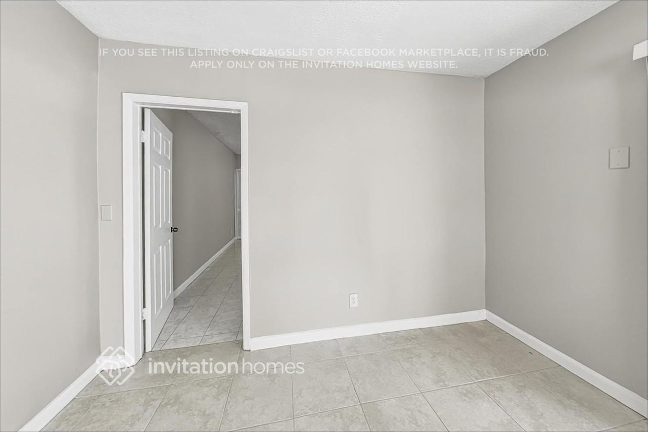 458 Ne 38th St - Photo 5 of 22
