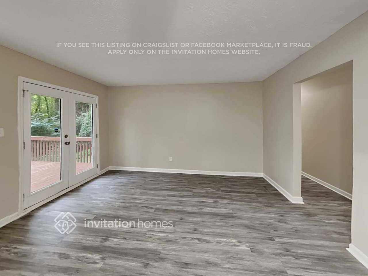 210 Huntridge Dr - Photo 5 of 17