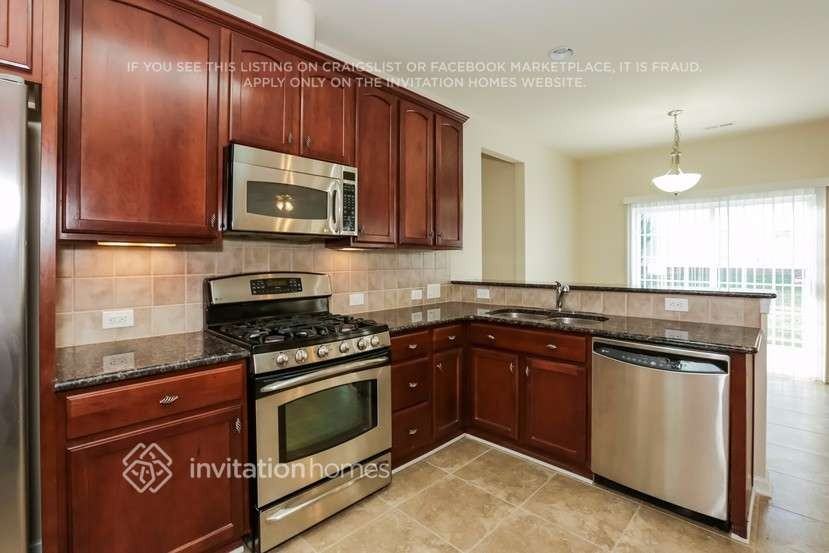 16013 Caranna Ct - Photo 5 of 17