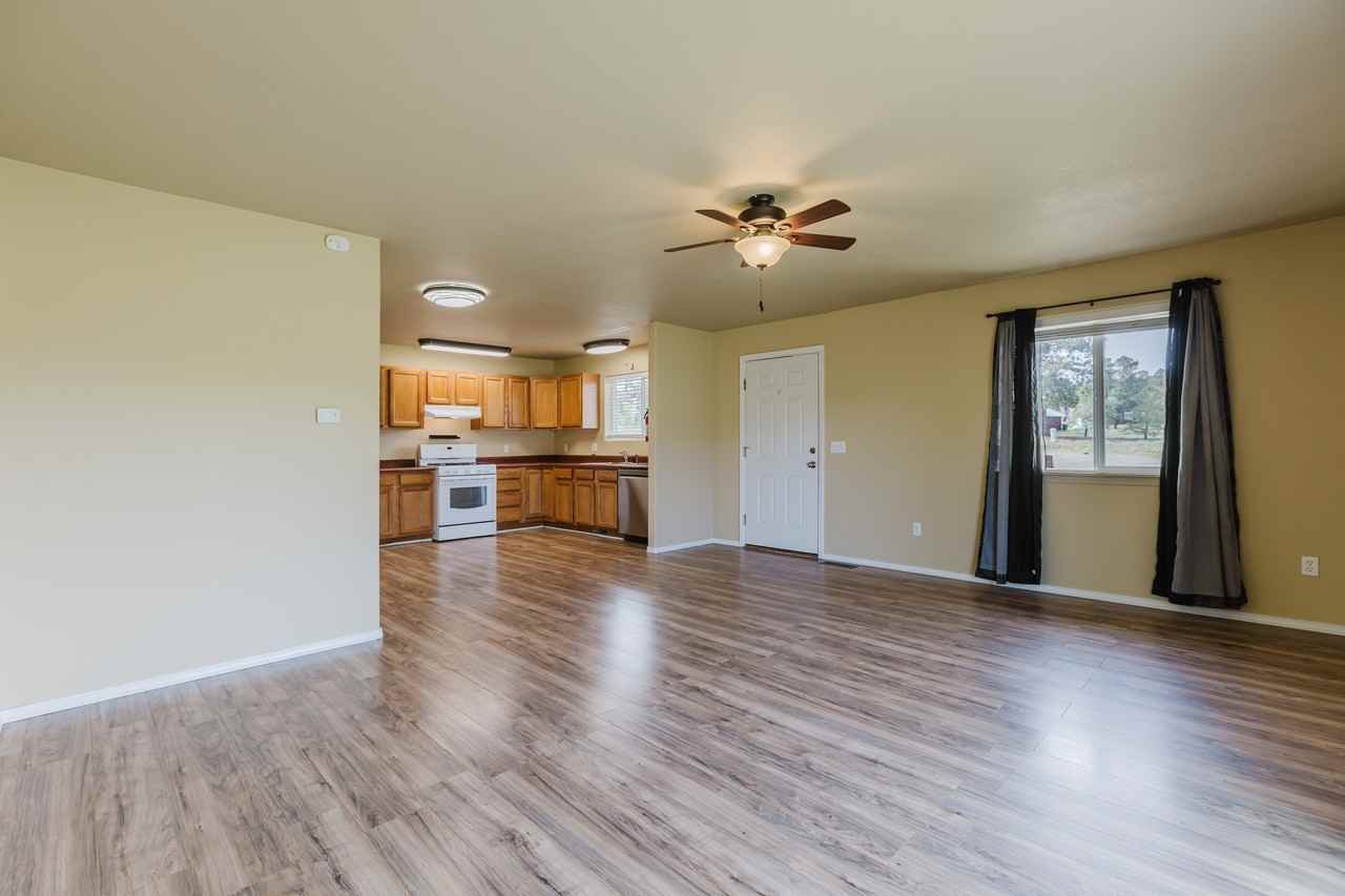 55 Navajo Ct #1 - Photo 5 of 31