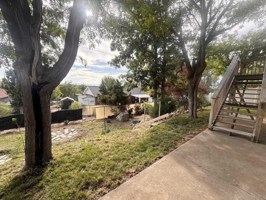 751 N Highland Blvd - Photo 4 of 23