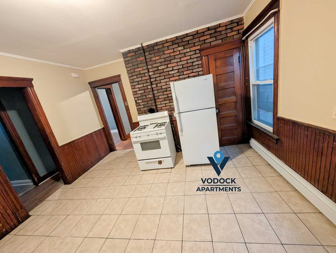 582 Ferry Street #1L - Photo 2 of 19