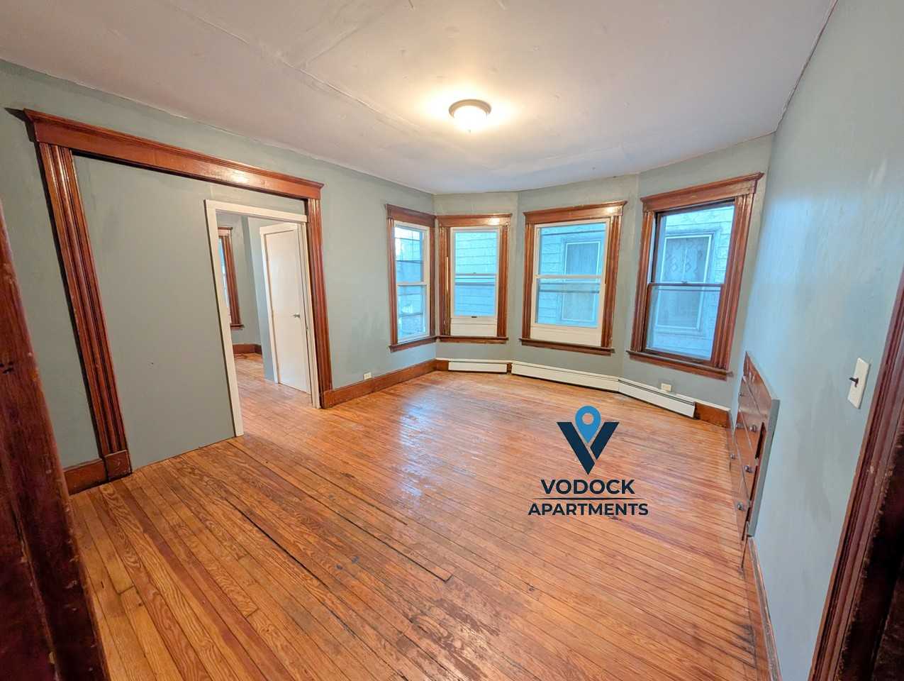 582 Ferry Street #1L - Photo 6 of 19