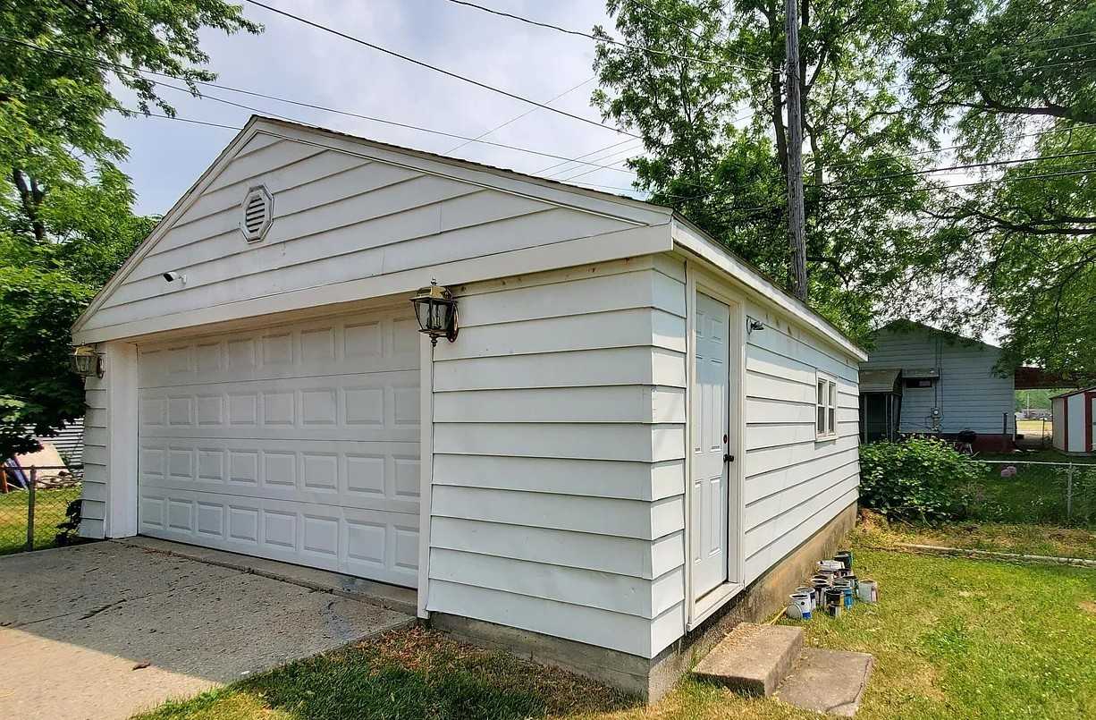 3006 Alfred Avenue - Photo 4 of 14