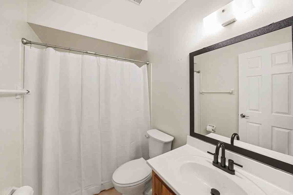 1913 Cedarbrooke Dr - Photo 2 of 26