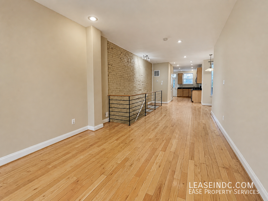 68 V St Nw #A - Photo 3 of 34