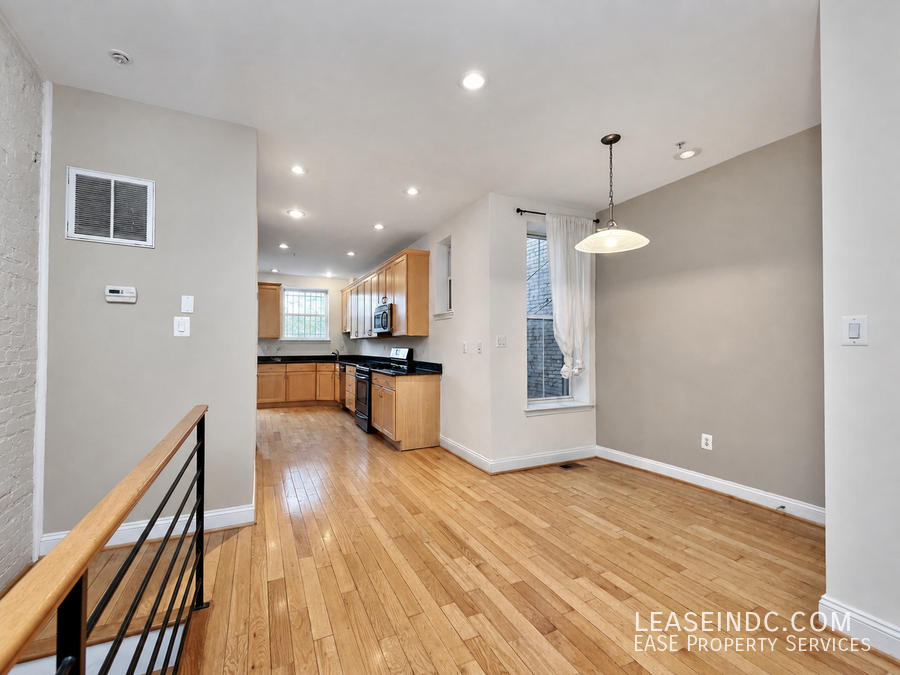 68 V St Nw #A - Photo 7 of 34