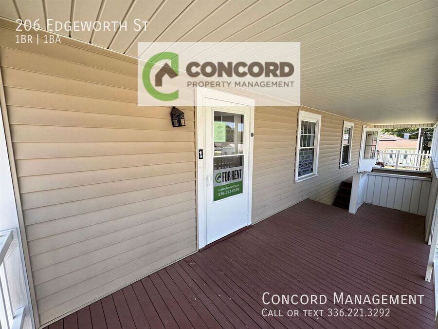 206 Edgeworth St - Photo 3 of 14