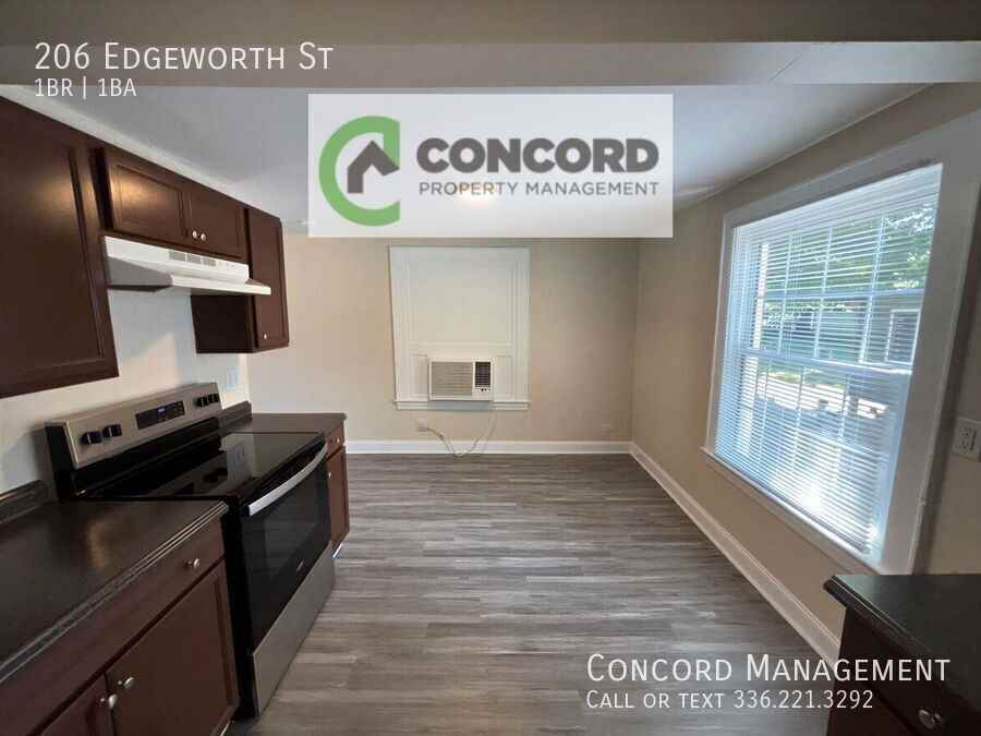 206 Edgeworth St - Photo 7 of 14