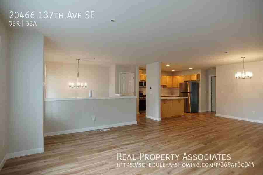 20466 137th Ave Se - Photo 5 of 31