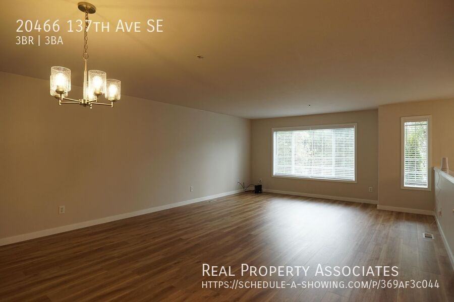 20466 137th Ave Se - Photo 7 of 31