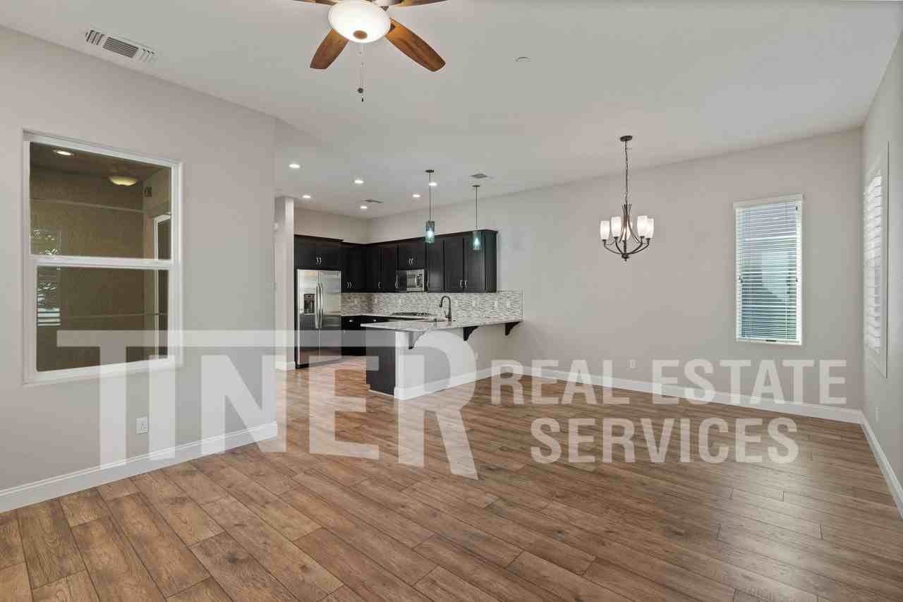 4306 Natomas Central Dr - Photo 7 of 29