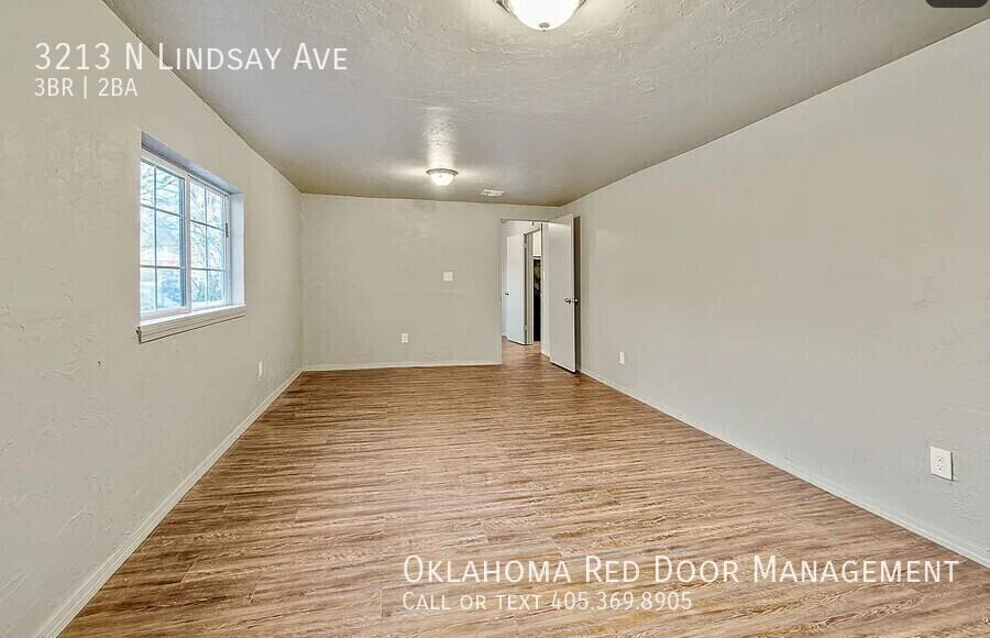 3213 N Lindsay Ave - Photo 6 of 10