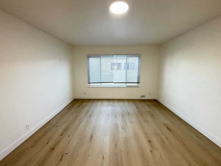 1739 Addison St #2 - Photo 6 of 21
