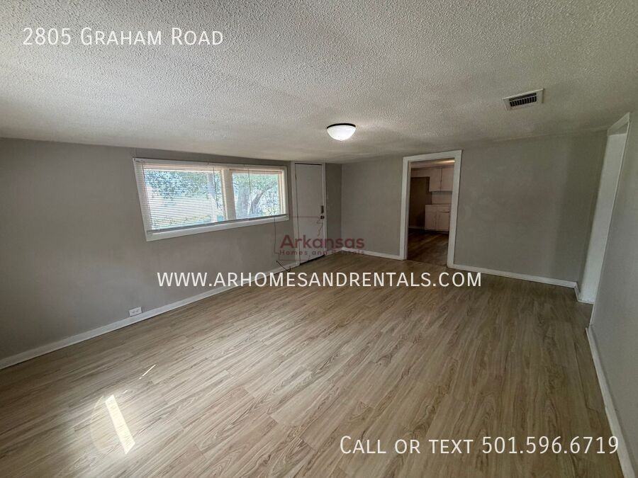 2805 Graham Rd - Photo 2 of 10
