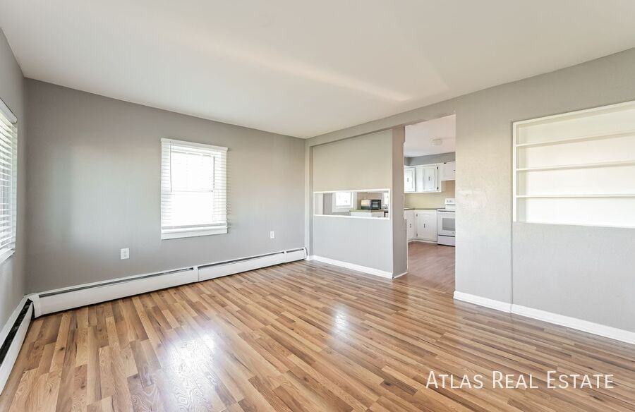 1044 S Quitman St - Photo 3 of 21